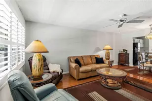 5347 81st Ln, Saint Petersburg, FL 33709 - Photo 5