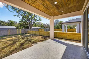 288 Roosevelt Ave, Masaryktown, FL 34604 - Photo 49