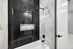 288 Roosevelt Ave, Masaryktown, FL 34604 - Photo 35