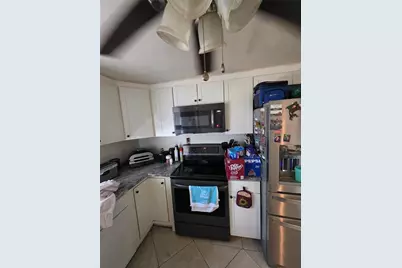 8672 78th Place, Seminole, FL 33777 - Photo 9