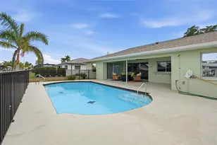 405 Tower Dr, Cape Coral, FL 33904 - Photo 19