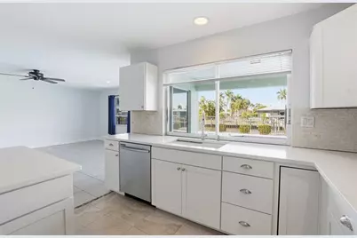 405 Tower Drive, Cape Coral, FL 33904 - Photo 7