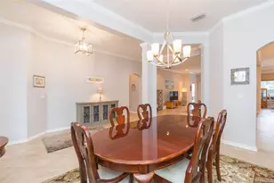 7051 Derwent Glen Cir, Land O Lakes, FL 34637 - Photo 9