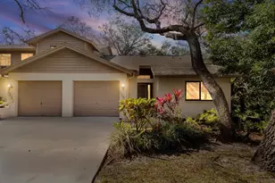 1880 Whispering Way, Tarpon Springs, FL 34689 - Photo 1