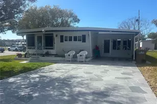 105 Freedom Ct, Palm Harbor, FL 34684 - Photo 1