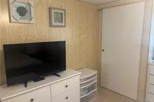 105 Freedom Ct, Palm Harbor, FL 34684 - Photo 9