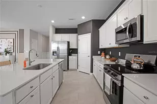 17827 Gdn Grv Wy, Parrish, FL 34219 - Photo 5