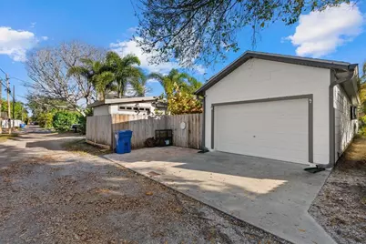 343 37th Avenue NE, Saint Petersburg, FL 33704 - Photo 33