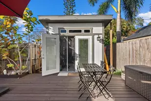 343 37th Ave NE, Saint Petersburg, FL 33704 - Photo 29