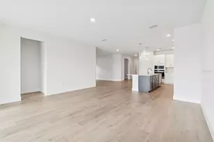 10660 Cres Crk Xing, Parrish, FL 34219 - Photo 7