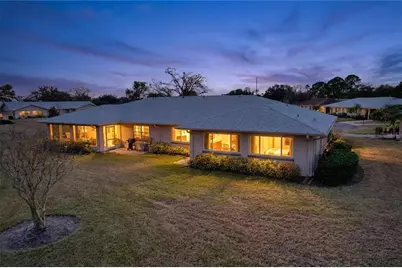 2102 Hembury Place SE #34, Sun City Center, FL 33573 - Photo 7