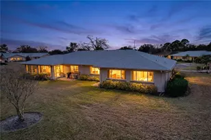 2102 Hembury Pl SE, Sun City Center, FL 33573 - Photo 7