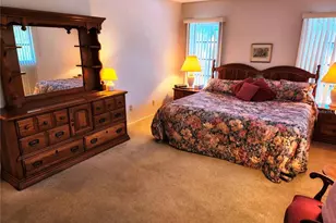 205 Dogwood Cir, Seminole, FL 33777 - Photo 13