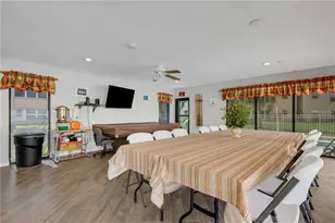 205 Dogwood Cir, Seminole, FL 33777 - Photo 21