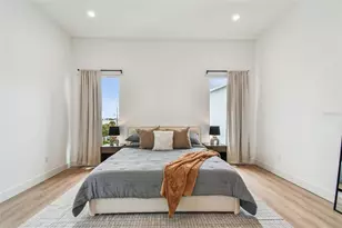 3840 Pompano Dr SE, Saint Petersburg, FL 33705 - Photo 7