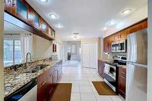 8601 Chadwick Dr, Tampa, FL 33635 - Photo 19