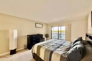 821 Bahia Del Sol Dr, Ruskin, FL 33570 - Photo 17