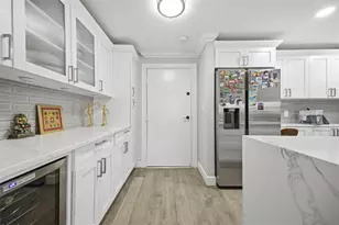 4141 Bayshore Blvd, Tampa, FL 33611 - Photo 3