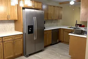 11201 122nd Ave, Largo, FL 33778 - Photo 3