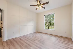 10108 Courtney Oaks Cir, Tampa, FL 33619 - Photo 15