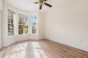 10108 Courtney Oaks Cir, Tampa, FL 33619 - Photo 19