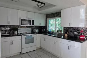 6204 Keller Dr, Port Richey, FL 34668 - Photo 15