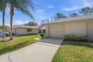 3272 Lori Ln, New Port Richey, FL 34655 - Photo 43