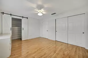 650 Pinellas Point Dr S, Saint Petersburg, FL 33705 - Photo 9