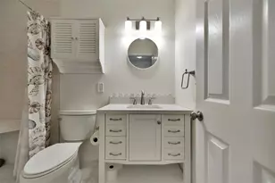 650 Pinellas Point Dr S, Saint Petersburg, FL 33705 - Photo 11