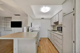 650 Pinellas Point Dr S, Saint Petersburg, FL 33705 - Photo 21