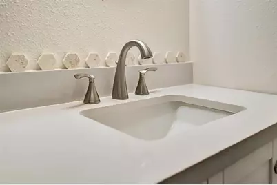 650 Pinellas Point Drive S #205, Saint Petersburg, FL 33705 - Photo 13