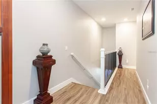 1273 Savona Dr NE, Saint Petersburg, FL 33702 - Photo 17