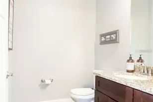 1273 Savona Dr NE, Saint Petersburg, FL 33702 - Photo 15