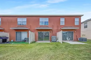 6928 Hawthorne Trace Ln, Riverview, FL 33578 - Photo 31