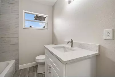 14040 Miramar Avenue, Madeira Beach, FL 33708 - Photo 19