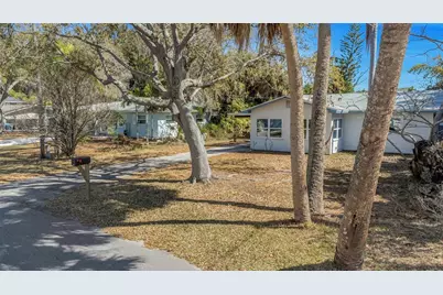 1820 Sutherland Drive W, Palm Harbor, FL 34683 - Photo 25