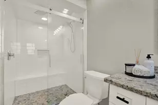 8781 Leona St, Seminole, FL 33772 - Photo 15