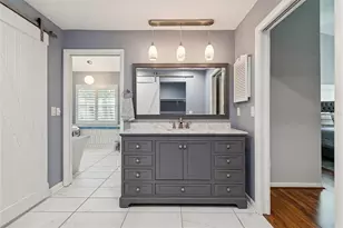 2194 Pinnacle Cir N, Palm Harbor, FL 34684 - Photo 31