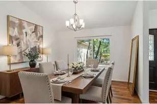 2194 Pinnacle Cir N, Palm Harbor, FL 34684 - Photo 9