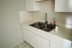 2353 Shelley St, Clearwater, FL 33765 - Photo 7