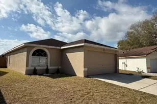 1421 Mohrlake Dr, Brandon, FL 33511 - Photo 5