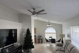 1421 Mohrlake Dr, Brandon, FL 33511 - Photo 11