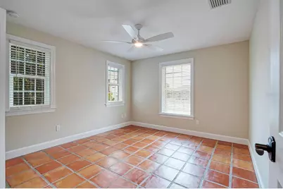 2348 2nd Avenue S, Saint Petersburg, FL 33712 - Photo 51