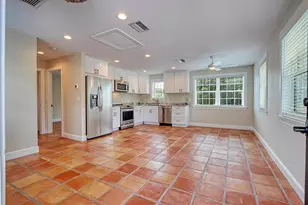 2348 2nd Ave S, Saint Petersburg, FL 33712 - Photo 47