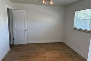 2935 57th St S, Gulfport, FL 33707 - Photo 13