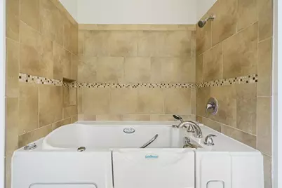 11129 Kiskadee Circle, New Port Richey, FL 34654 - Photo 17