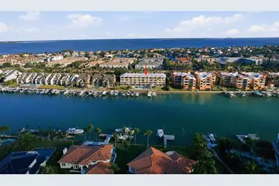 544 Pinellas Bayway S #TH13, Tierra Verde, FL 33715 - Photo 3