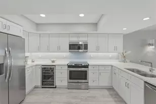 544 Pinellas Bayway S, Tierra Verde, FL 33715 - Photo 9
