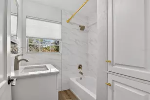 815 W Lowry Ln, Tampa, FL 33604 - Photo 23