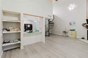 4835 Puritan Cir, Tampa, FL 33617 - Photo 7